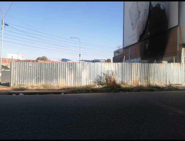 300M² INDUSTRIAL YARD FOR SALE IN FORDSBURG